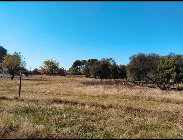 1,123M² VACANT LAND FOR SALE IN RIVERSDALE